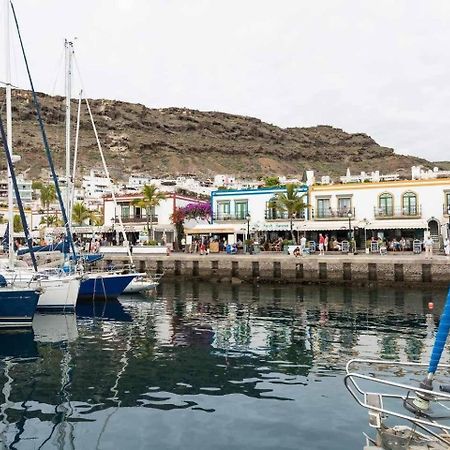 Precioso Yate En El Centro Del Puerto De Mogan Hotel Exterior photo
